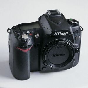 〈即決@ジャンク〉 Nikon ニコン D90 ボディ デジタル一眼レフカメラ