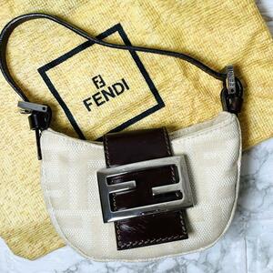 未使用級　FENDI マンマバケット　クロワッサン　ズッカ　ハンドバッグ　ポーチ　クロワッサンミニ