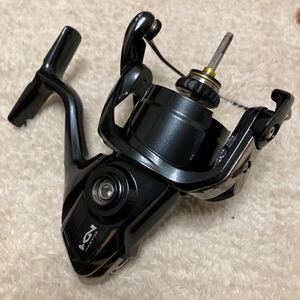 SHIMANO シマノ　スピニングリール　17 ツインパワーXD　4000XG　ボディのみ　中古　部品取り　送料無料