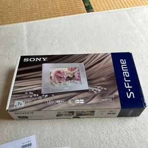 希少　SONY デジタルフォトフレーム S-Frame DPF-D720 スワロフスキー　エレメント