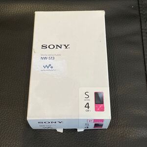 1円スタート 動作確認済み SONY WALKMAN ウォークマン NW-S13 ビビットピンク 4GB 現状出品 13313/5