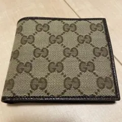 未使用　GUCCI グッチ　二つ折り財布