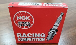 NGK レーシングプラグ　R7433-8 新品　4本