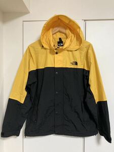 【送料無料】THE NORTH FACE（ノースフェイス）のナイロンジャケット　Mサイズ　ナイロン100%