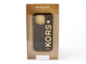 E23978 新品未使用 MICHAEL KORS マイケルコース MK柄 iPhone15pro対応 アイフォンケース スマホケース ブラウン 茶 MKSRBRWWPIP2361P