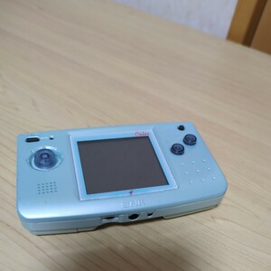 送料無料　Newネオジオポケットカラー パールブルー本体　動作確認済　SNK New NEOGEO POCKET COLOR　電池挿入部サビあり　