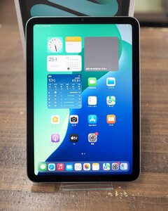 １円スタート!!状態良好 Apple アップル iPad mini (A17 Pro) Wi-Fi 256GB MXNA3J/A スペースシルバー 8.3インチ 2024年 10月購入品