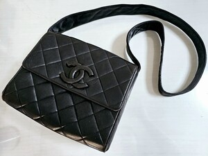 CHANEL シャネル マトラッセ ショルダーバッグ デカココマーク ラムスキン ユニセックスサイズ 男女共用 大きめ