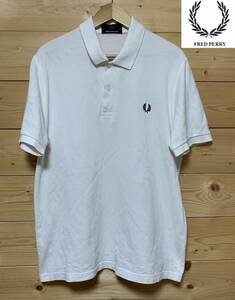 Made in England★24時間以内発送★入手困難品★美中古・FRED PERRY★半袖ポロシャツ（鹿の子）WHT　NAVYロゴ　サイズ42　JP:M