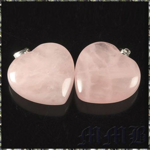 [PENDANT TOP] Natural Rose Quartz 天然 ピンク 水晶 ハート型 ペンダント トップ 【送料無料】