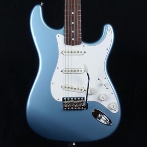 Fender FSR Collection Traditional Late 60s Stratocaster Ice Blue Metallic