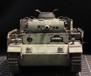 1/35 ドイツ軍 Ⅲ号戦車 増加装甲装備型「623」 制作完成品 