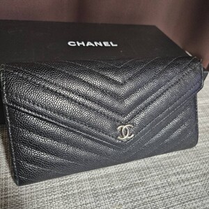 CHANEL シャネル シェブロン Vステッチ キャビアスキン 長財布 美品 ブラック