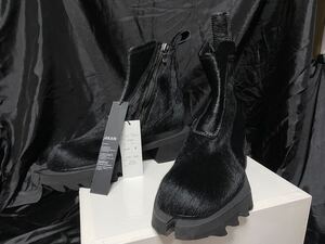 希少 JULIUS 22FW Black Cow Hair Boots ユリウス 定価151,800円