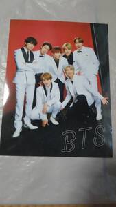 BTS写真のような両面の物・雑誌切り抜き・新品・未展示