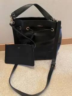 FURLA フルラ　バッグ