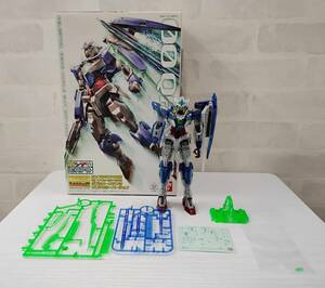 MG　ガンプラEXPO限定　ダブルオークアンタ　クリアカラーバージョン　組立途中？　プラモデル　詳細不明　現状品　訳あり　ジャンク