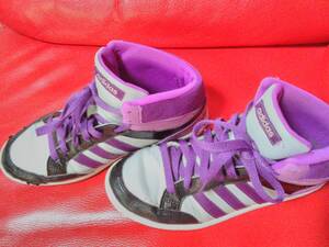 adidas.23.5cm.Ladys