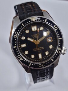 ☆ SEIKO　PROFESSIONAL HI-BEAT セイコー　プロフェッショナルダイバー　300m ハイビート　自動巻き　6159-7001☆