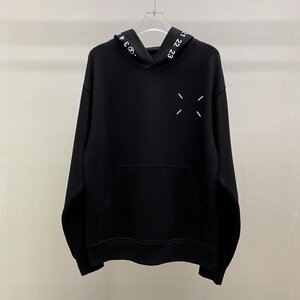 Maison Margiela メゾン マルジェラ ジップパーカー パーカ 数字 logo Logo Embroidery Hoodie ブラック 中古 M TN 1