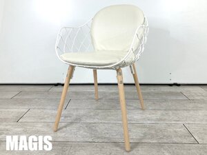 MAGIS/マジス■PINA / ピーニャ アームチェア スクエアクッション × ナチュラル脚■本革仕様■ハイメ・アジョン☆