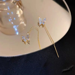 【耳元で蝶々が輝く】 ロングピアス ジルコニア ダンシングデザイン アレルギーフリー レディース ファッション アクセサリー プレゼント