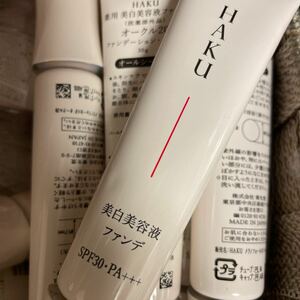 25点セット【匿名配送・送料無料】HAKU・薬用 美白美容液ファンデ・オークル20・30ｇ×25点・オールシーズン・ファンデーション・新品未