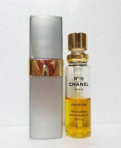 CHANEL シャネル No.19 パルファム 15ml