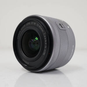 Canon EF-M 15-45mm F3.5-6.3 IS STM USED品 キヤノン シルバー EF-Mマウント 標準ズームレンズ 【難有】 1円〜 CE5031