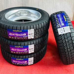 新品タイヤ。希少？ ENKEI製。スバル純正 オプション RFRB 13インチ×4.5J +45 GOOD YEAR 155/65R13スタッドレス。プレオ ヴィヴィオ R1 R2