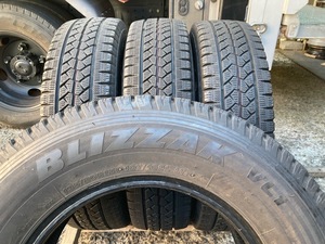 195/80R15 4本 大人気ブリザックVL1 ブリヂストン ハイエースやキャラバンなど