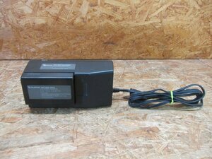 ◎【通電のみ確認】フジフィルム Fuji Battery Charger for GX680 Professional・Battery Pack 充電器 バッテリーパック 現状品◎Z-1810