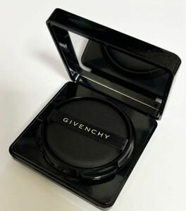 ジバンシイ ソワン ノワール UV コンパクト 12g GIVENCHY