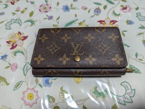 ルイ ヴィトン LOUIS VUITTON 二つ折り財布