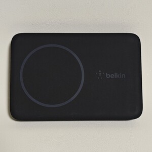 1円スタート BELKIN BoostCharge MagSafe対応 磁気ワイヤレスモバイルバッテリー 2500mAh 5W