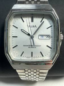 L612 腕時計　SEIKO/セイコー　ALBA/アルバ　V733-5A30 クォーツ　デイデイト　スクエア　ビンテージ