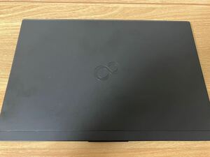 富士通　LIFEBOOK WU2/D2 13.3型 Core i7 第8世代ノートパソコン　ケース付き