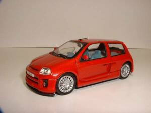 １：４３　ルノー　Ｃｌｉｏ　Ｖ６　１／４３　ミニカー