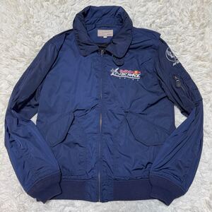 極美品 XLサイズ AVIREX アヴィレックス フライトジャケット MA-1 ワッペンRED BULL AIR FORCE ネイビー ブルー 青 メンズ 紳士服 