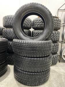 冬タイヤ　YOKOHAMA　ICE GUARD　G075　265/65R17　17年　7～9㎜