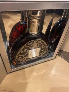 MARTELL 箱あり　暗所保管　マーテル　ブランデー コニャック 古酒 ウイスキー お酒 陶器ボトル レミーマルタン ナポレオン ルイ１３世　