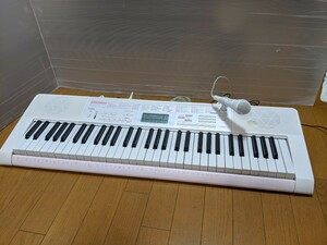 IY1254 CASIO LK-111 光ナビゲーションキーボード レッスンナビ機能 電子ピアノ マイクも使えます/カシオ 動作品 現状品 