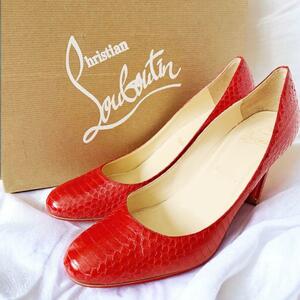 Christian Louboutin ルブタン 赤 ラウンドトゥ ハイヒール