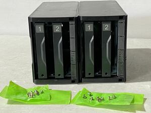 カバー欠品　通電確認済み BUFFALO LinkStation NAS LS220DNB 2台 セットジャンク 586