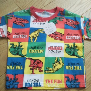 新品タグ付 恐竜のTシャツ
