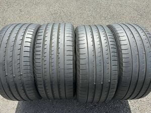 ヨコハマ アドバンスポーツV105 305/35R23 111Y バリ山 溝あり 22年11週　4本セット