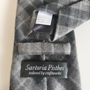 Sartoria Pisthes（サルトリアピスケス）ウール黒グレーチェックネクタイ