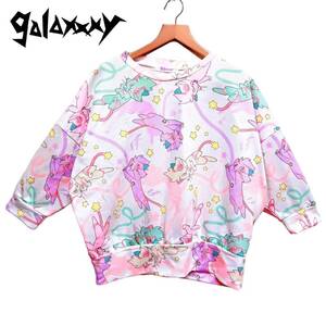 美品 Galaxxxy ウルトラニャン 総柄 トップス