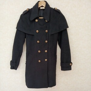 HAPPINESS ナポレオンコート ドーム型メタルボタン ウエストベルト付き 袖口、肩メタルボタン付き 黒色 BLACKコート
