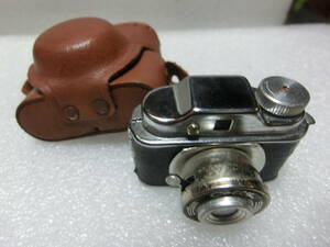 珍品　COLLY CAMERA ミニカメラ 豆カメラ/レトロ　5.3×3.3×H3.5cmぐらい　皮ケース付き